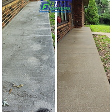 Professional-House-and-Concrete-Cleaning-in-Savannah-MO 1